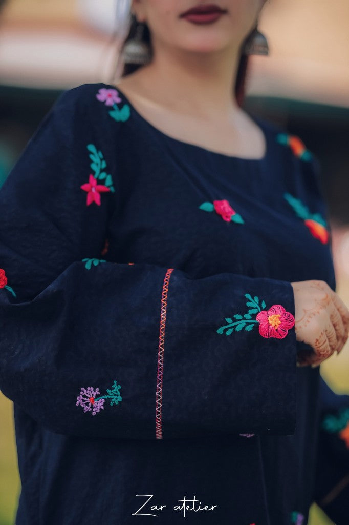 Midnight Bloom – Embroidered Cotton Long Kurta Set