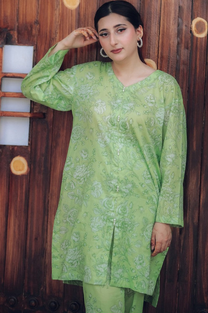 Pistachio Bloom – 2-Piece Monochrome Floral Co-ord Set