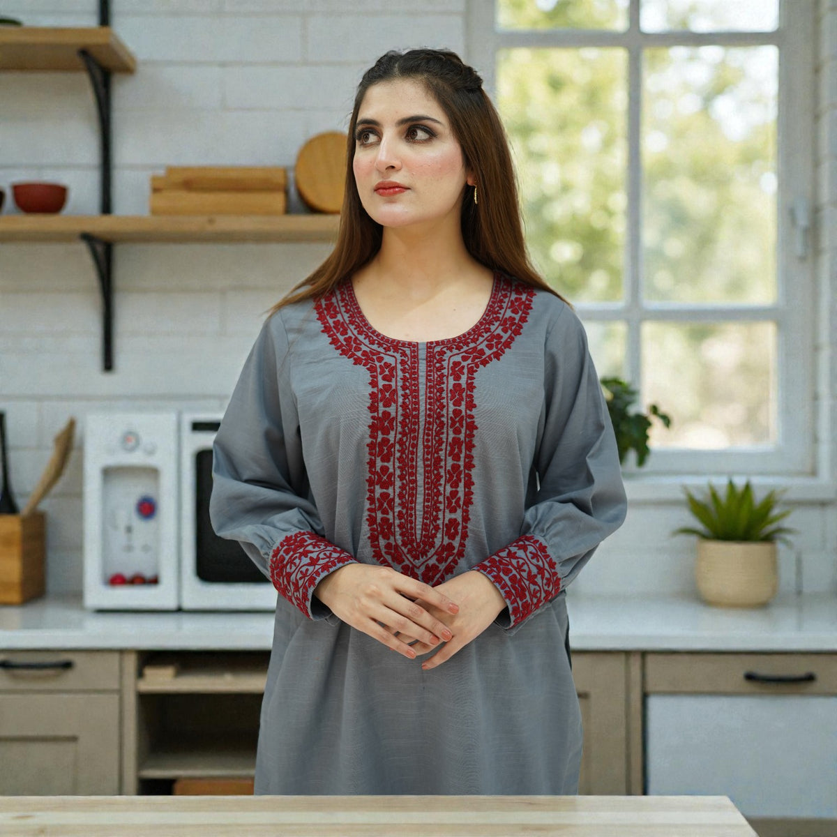 Crimson Slate – 2-Piece Kashmiri Embroidered Slub Lawn Suit